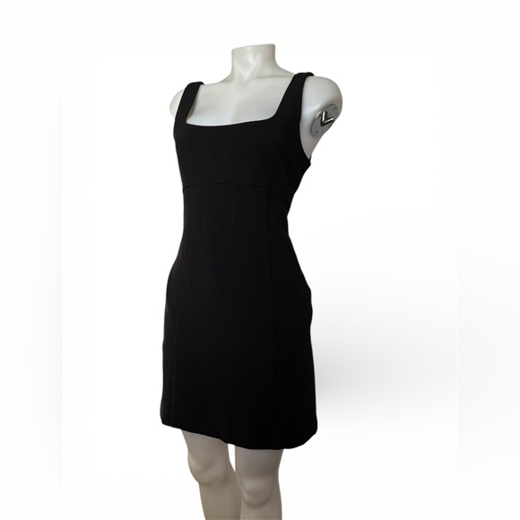 Wayf Elegant Black Sleeveless Mini Dress - Picture 4 of 15